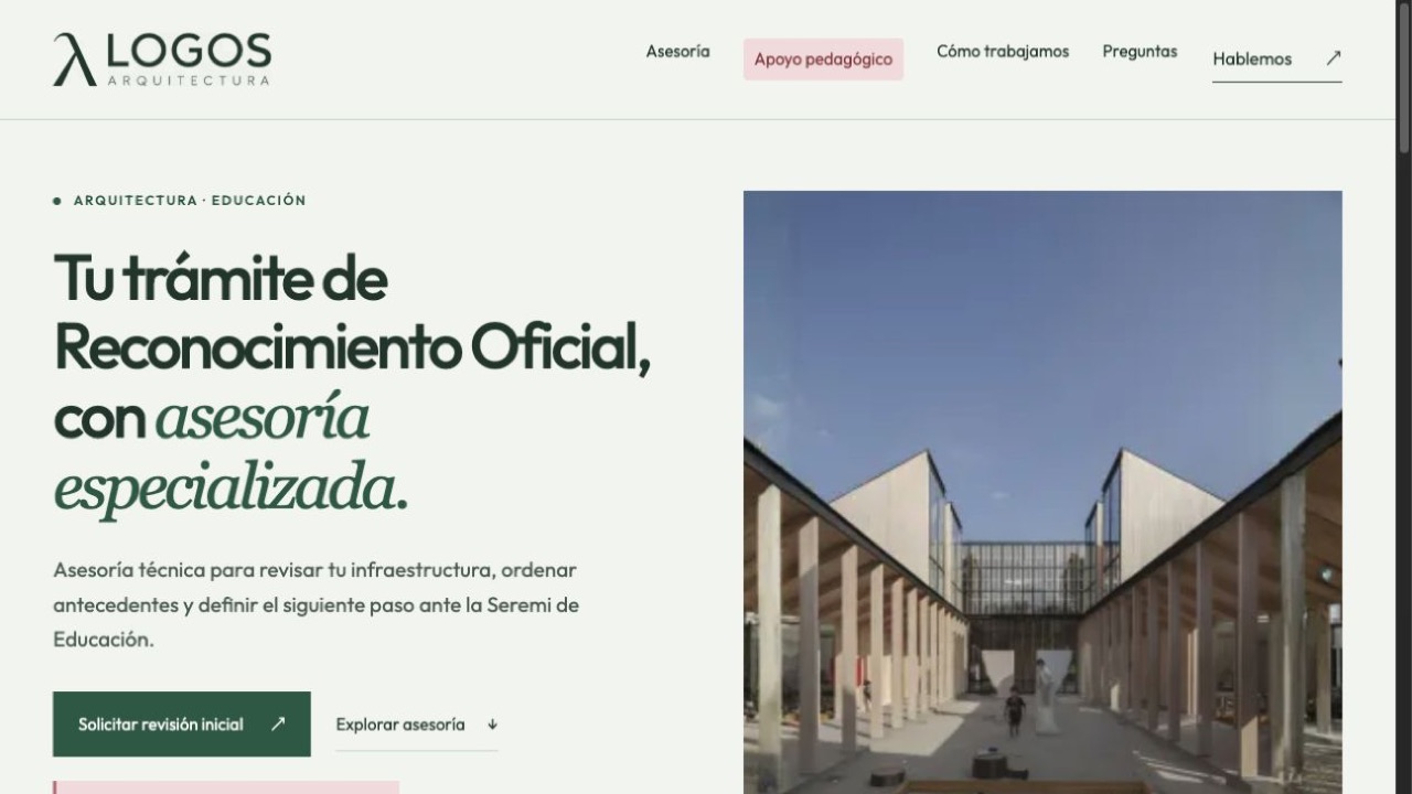 Vista general del sitio web de Logos Arquitectura
